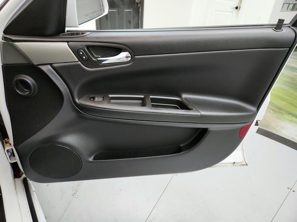 2016 Chevrolet Impala - $5,945