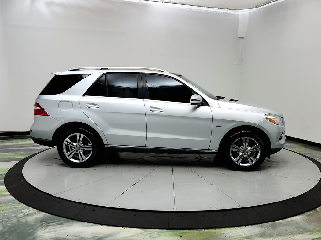 2012 Mercedes-Benz Ml-class - $5,995