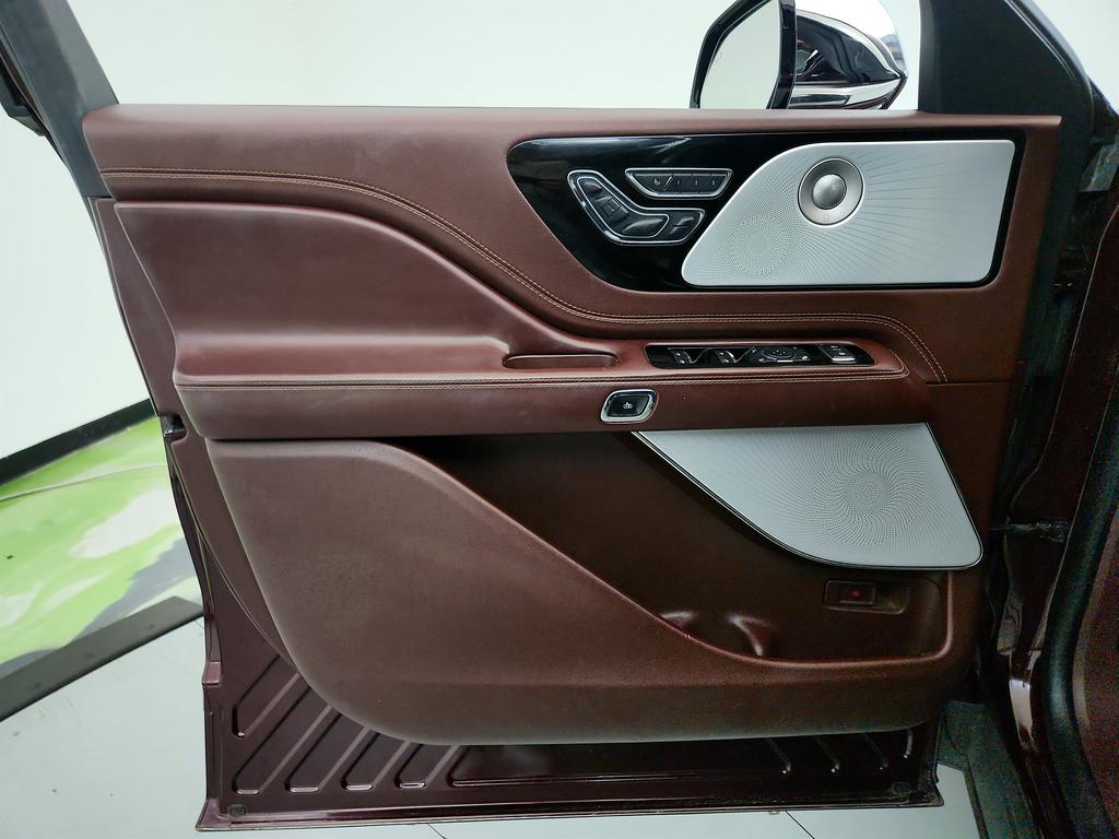 2020 Lincoln Aviator - $20,895