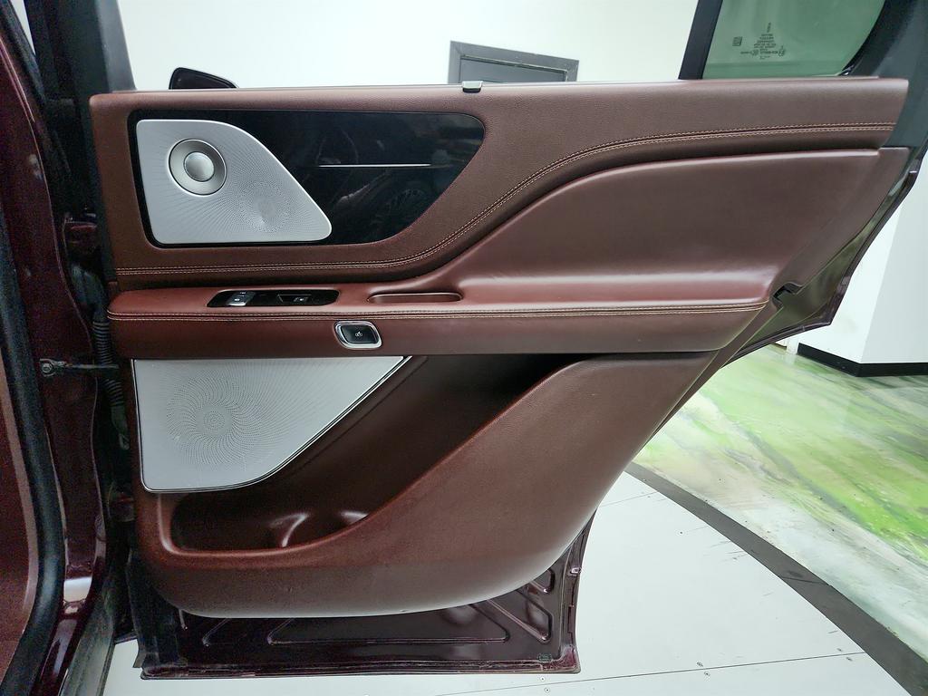 2020 Lincoln Aviator - $20,895
