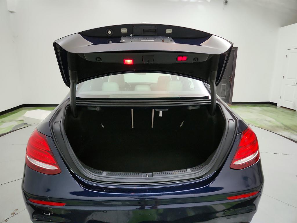 2017 Mercedes-Benz E-Class - $13,750