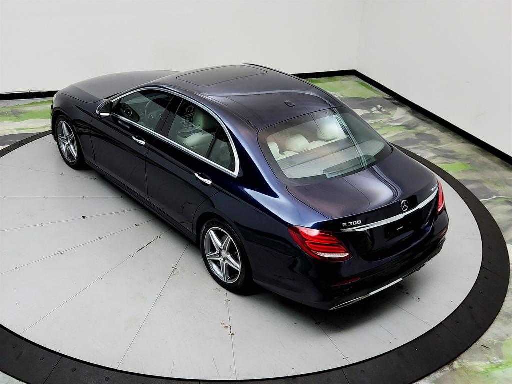 2017 Mercedes-Benz E-Class - $13,750