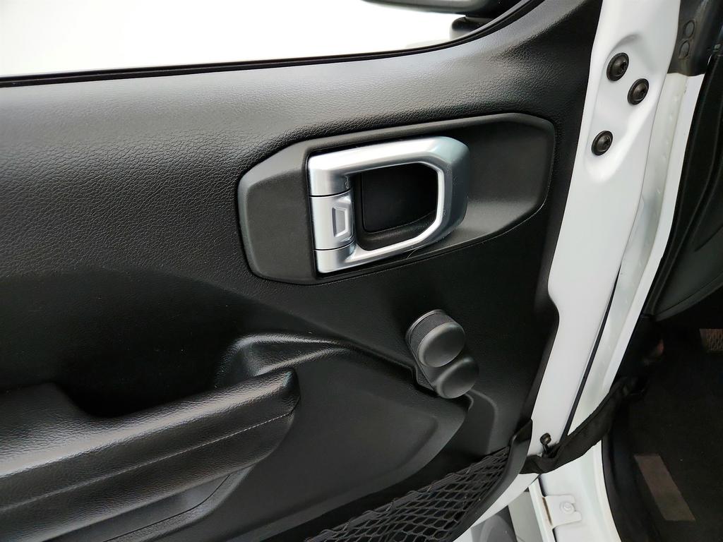 2020 Jeep Wrangler - $20,650