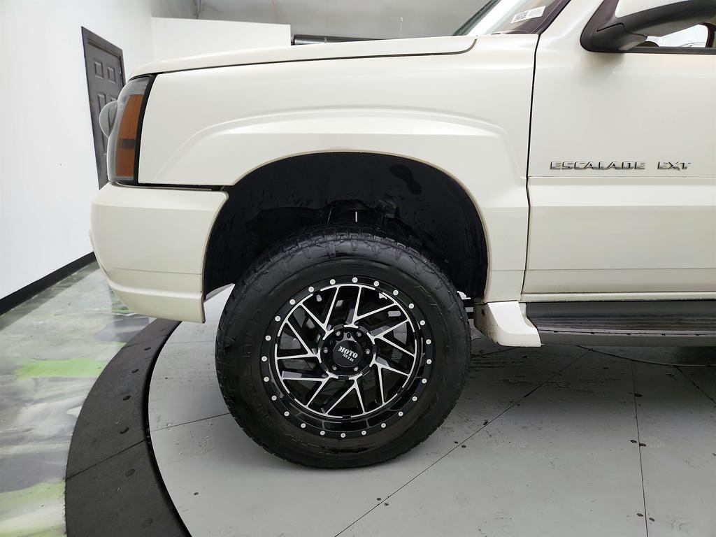 2003 Cadillac Escalade - $7,945