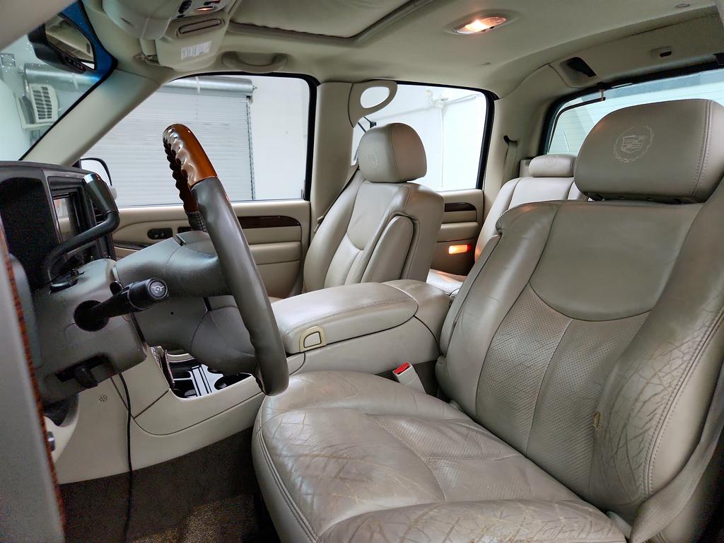 2003 Cadillac Escalade - $7,945
