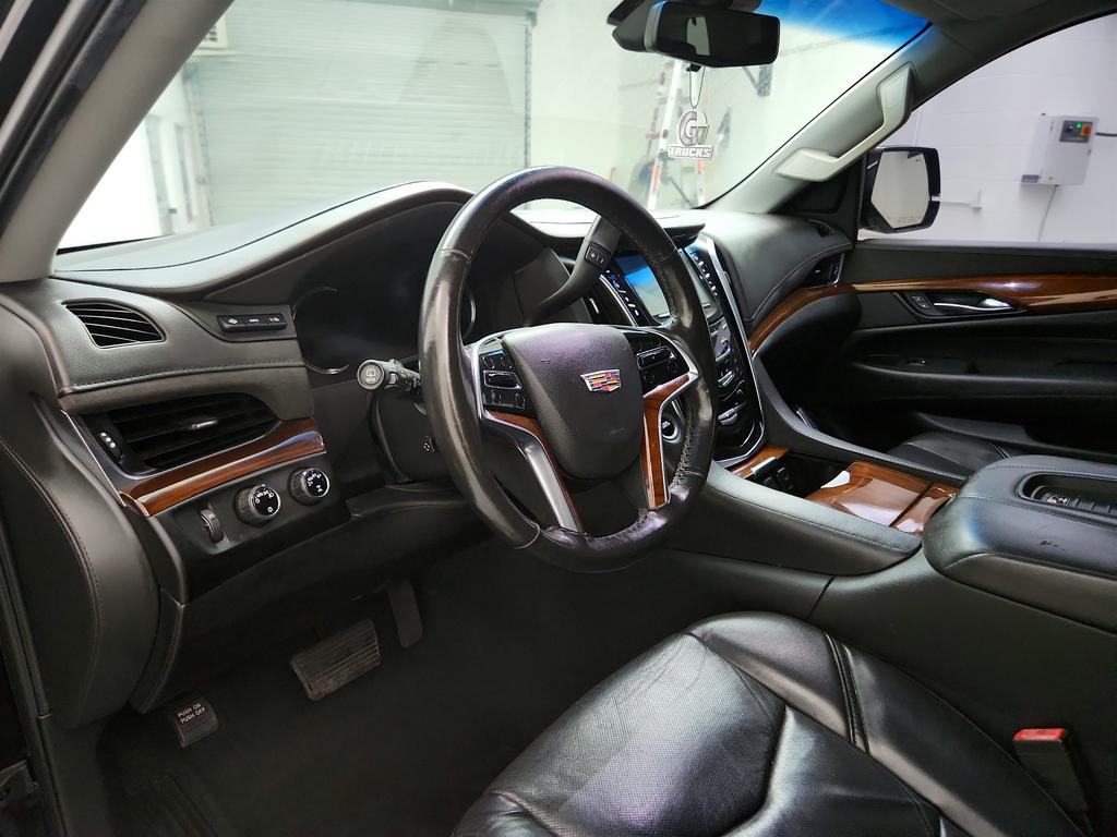 2019 Cadillac Escalade - $23,387