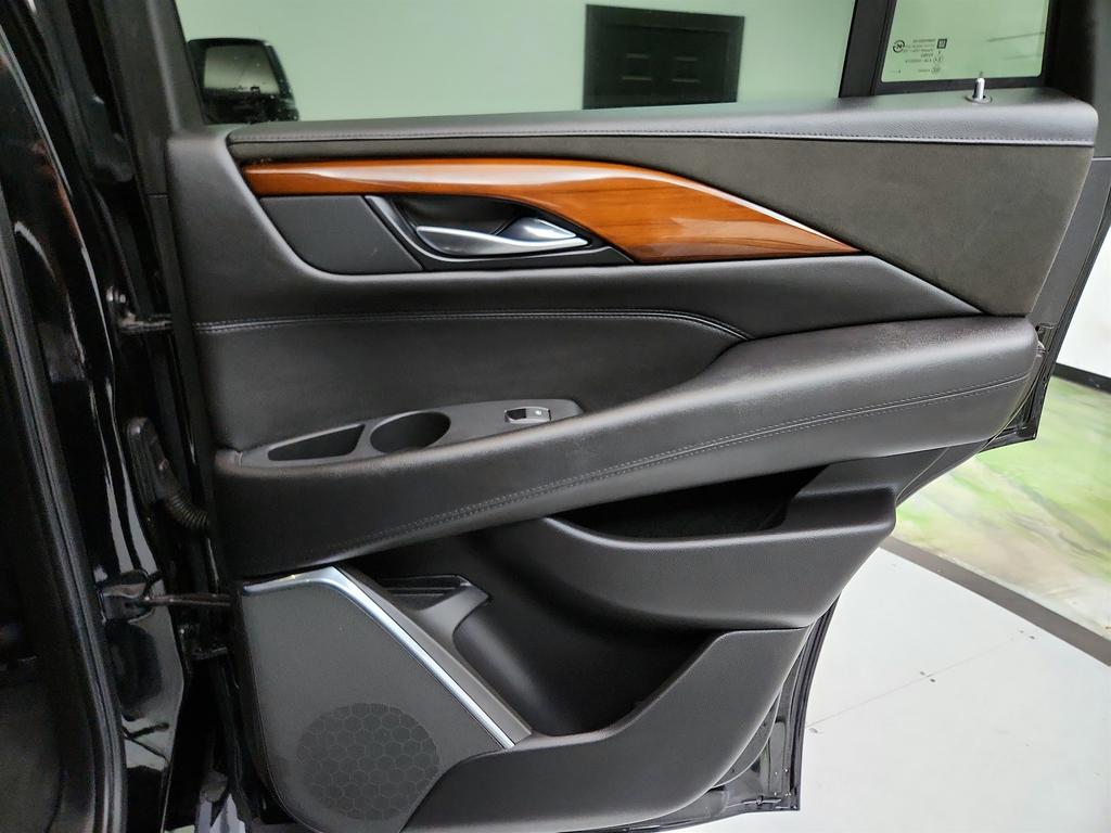 2019 Cadillac Escalade - $23,387