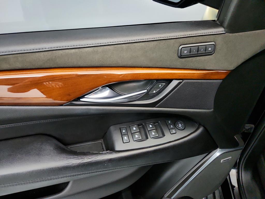 2019 Cadillac Escalade - $23,387