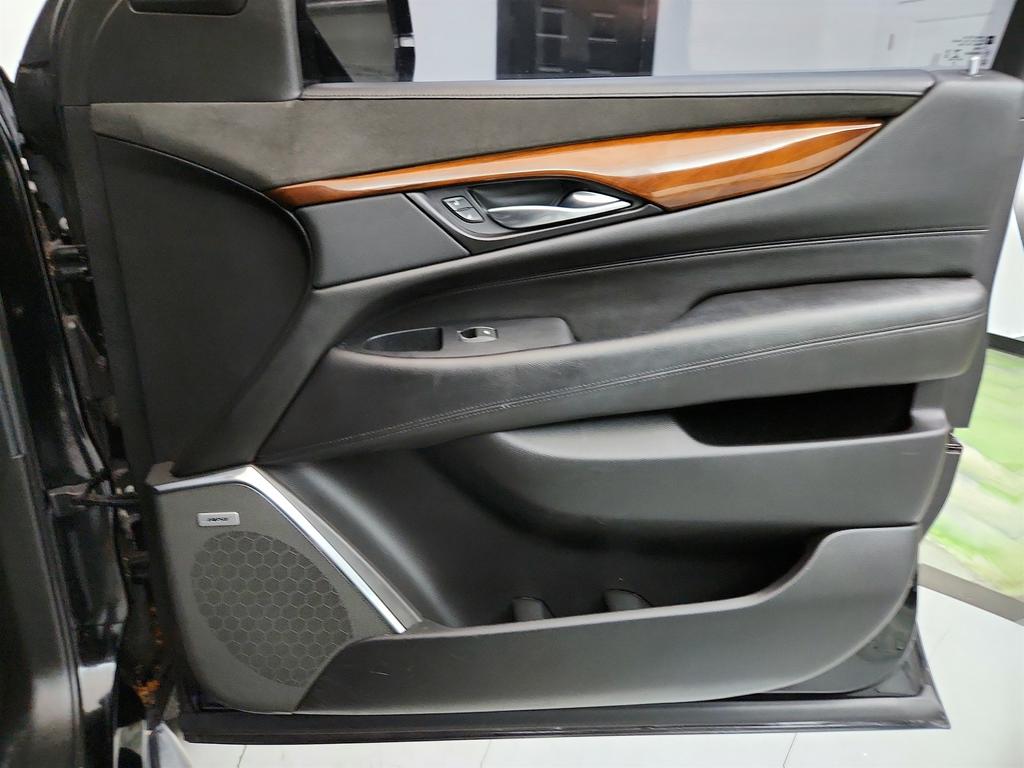 2019 Cadillac Escalade - $23,387