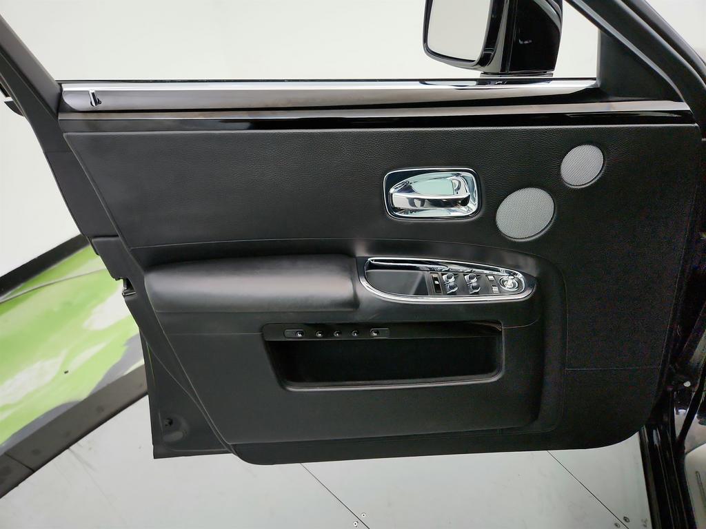 2010 Rolls-Royce Ghost - $69,850