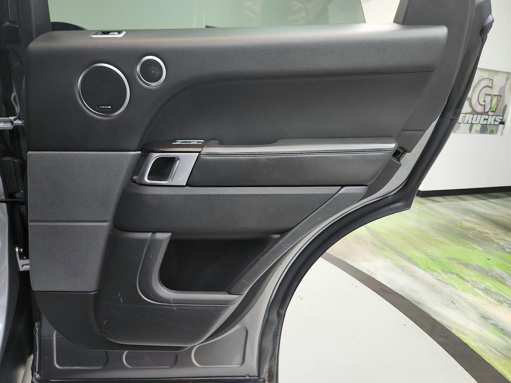 2020 Land Rover Range Rover Sport - $21,550