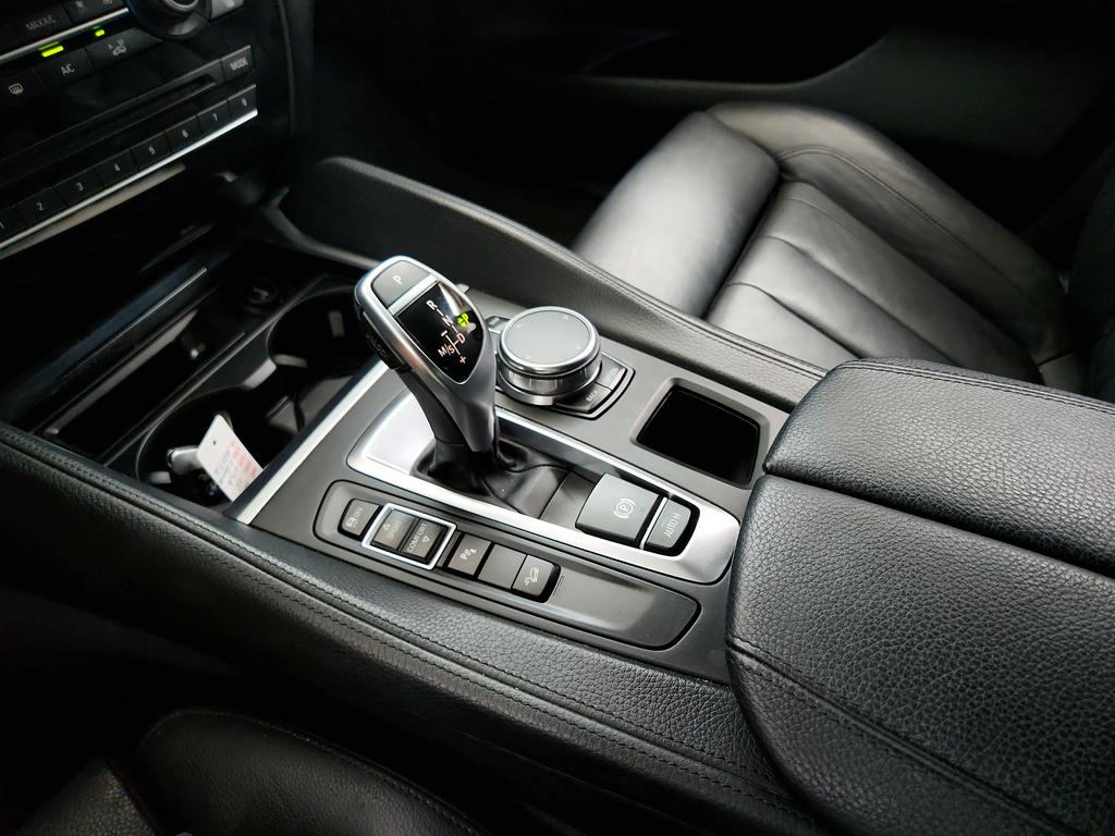 2017 BMW X6 - $18,795