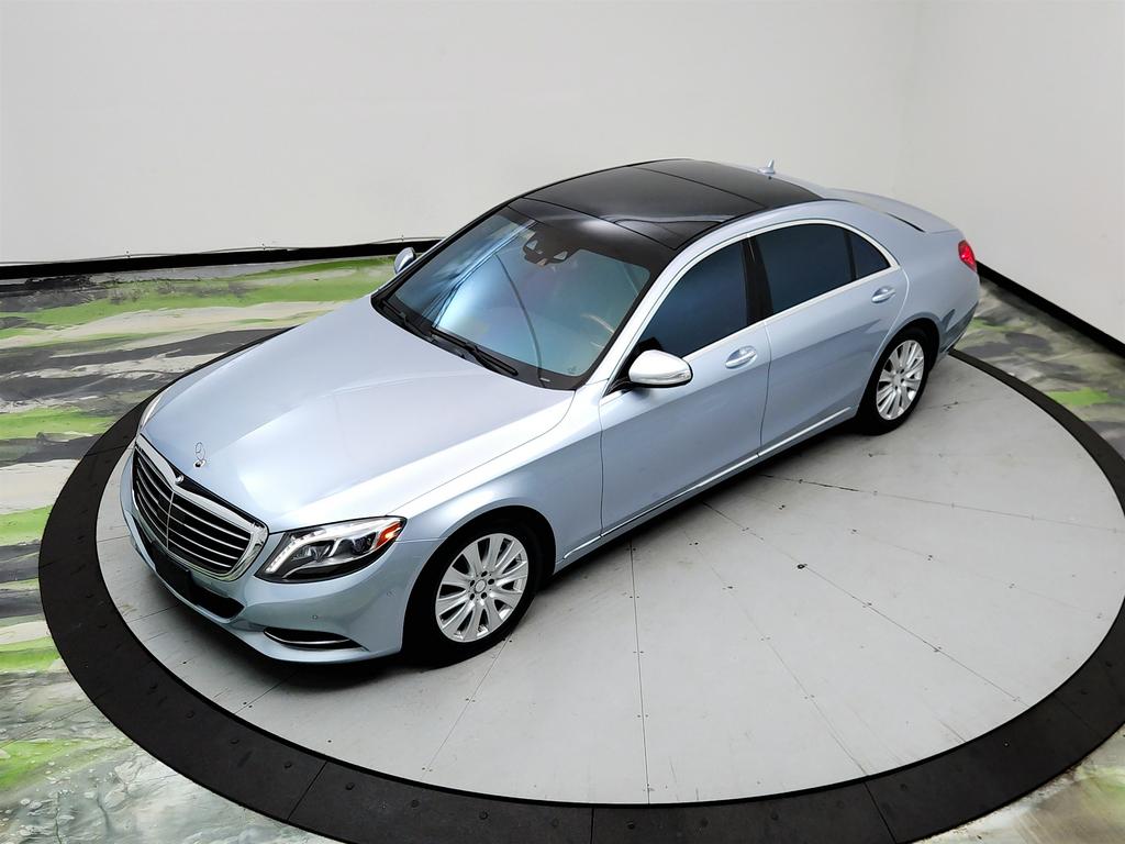 2014 Mercedes-Benz S-class - $17,750