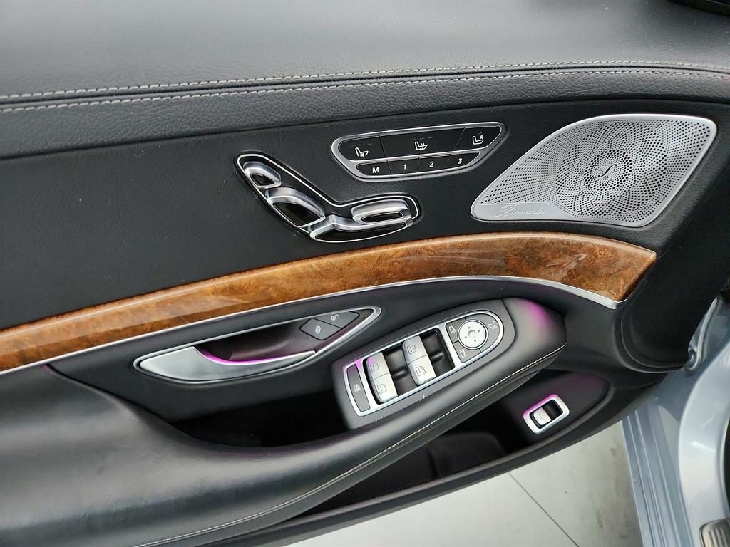 2014 Mercedes-Benz S-class - $17,750