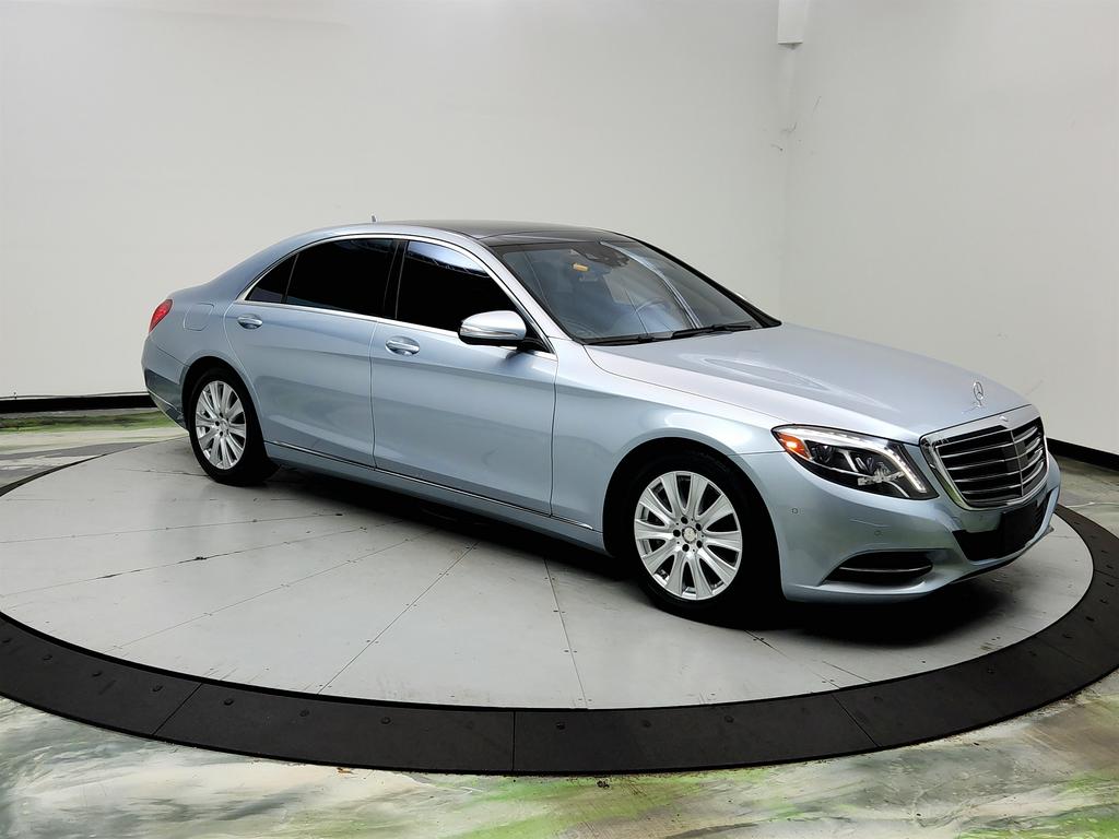 2014 Mercedes-Benz S-class - $17,750