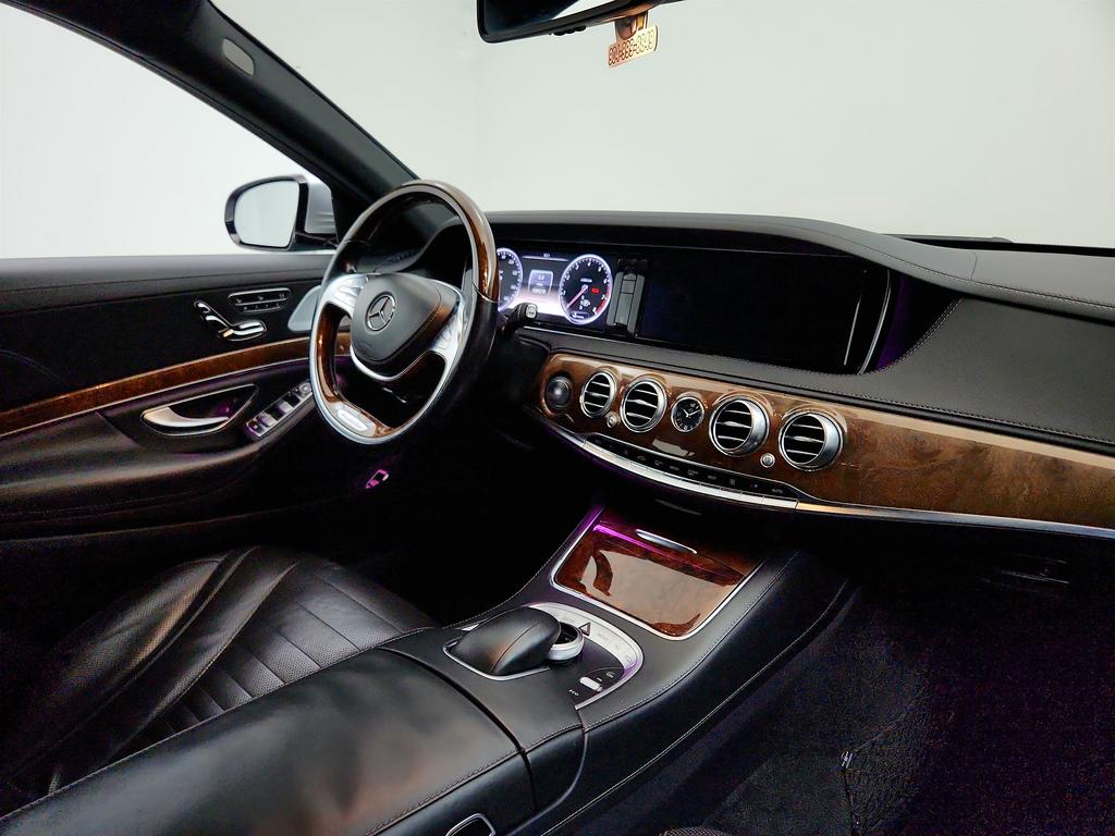 2014 Mercedes-Benz S-class - $17,750