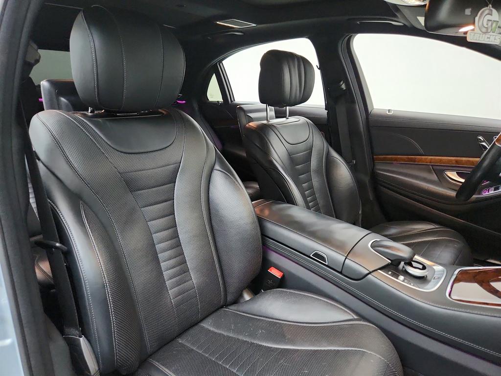 2014 Mercedes-Benz S-class - $17,750