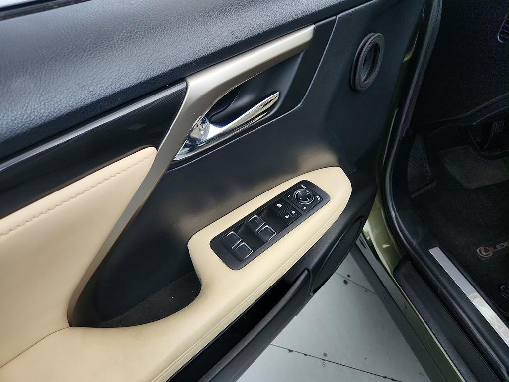 2021 Lexus RX - $23,450