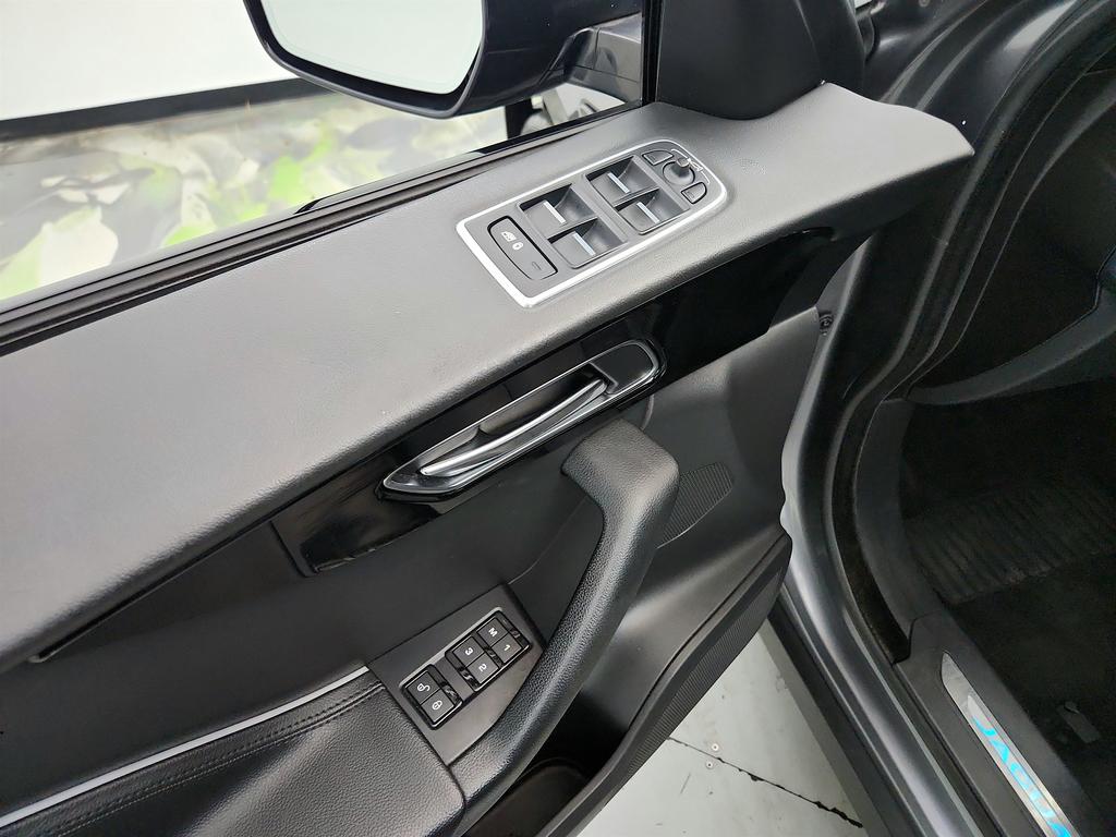 2019 Jaguar F-PACE - $11,550