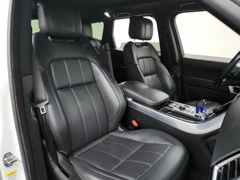 2018 Land Rover Range Rover Sport - $22,595