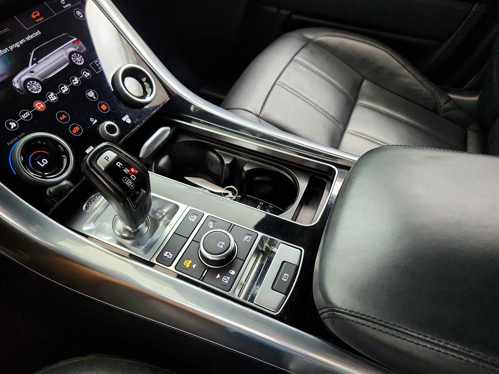 2018 Land Rover Range Rover Sport - $22,595