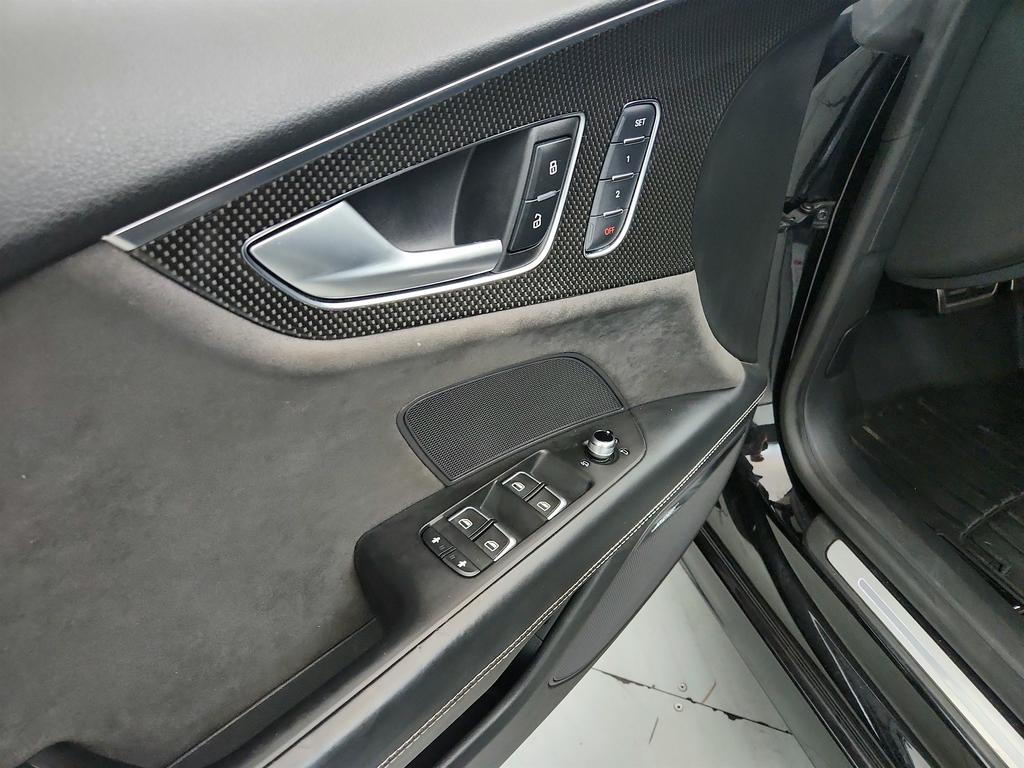 2017 Audi S7 - $21,550