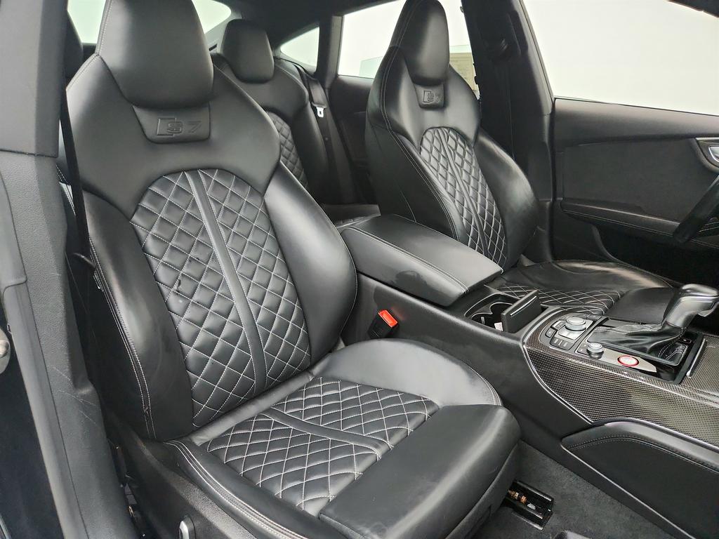 2017 Audi S7 - $21,550