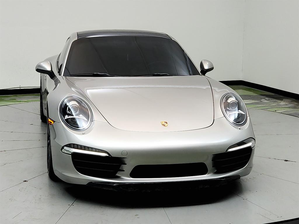 2013 Porsche 911 - $46,650