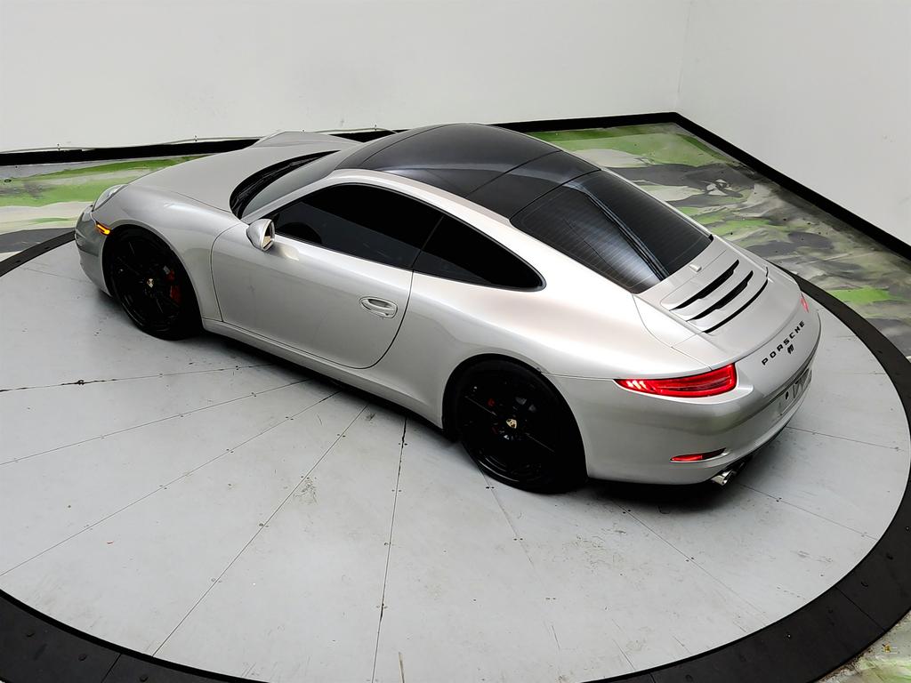 2013 Porsche 911 - $46,650