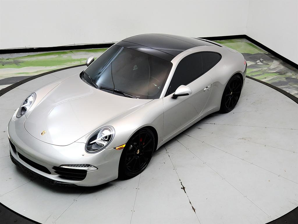 2013 Porsche 911 - $46,650