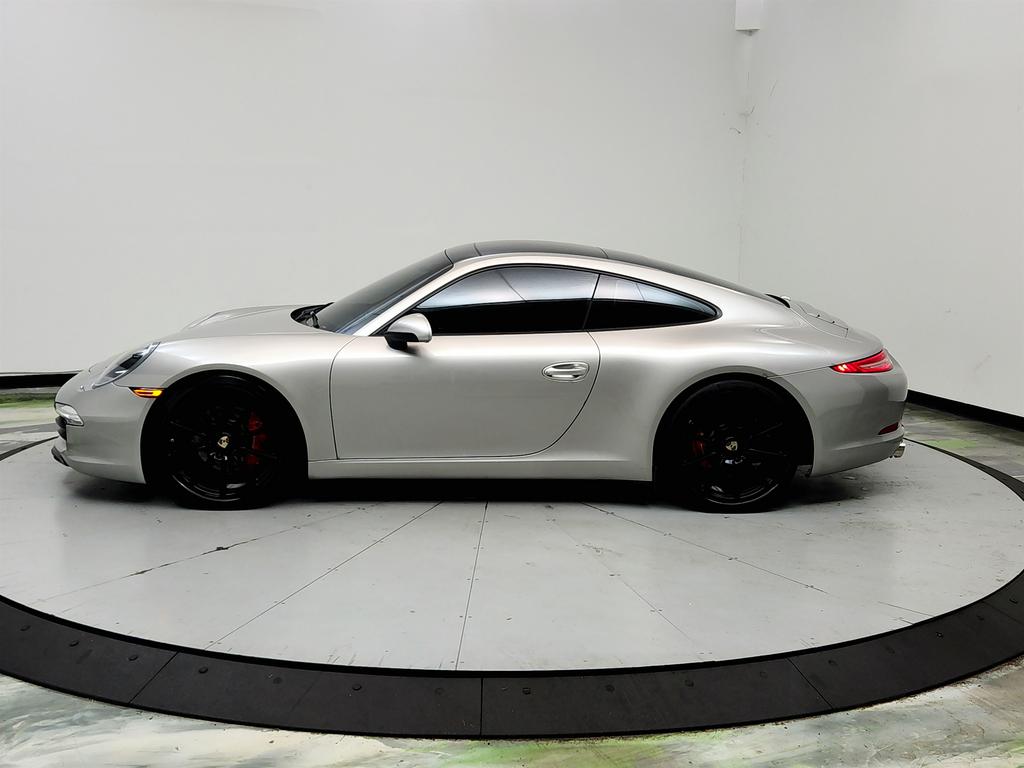 2013 Porsche 911 - $46,650