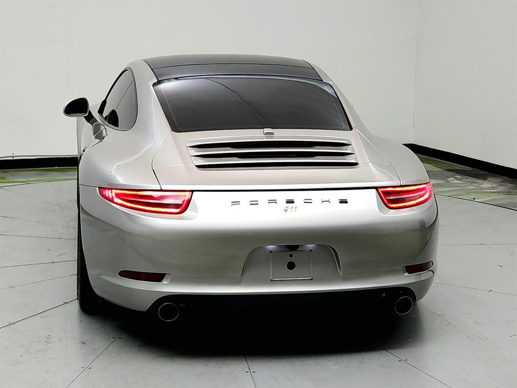 2013 Porsche 911 - $46,650