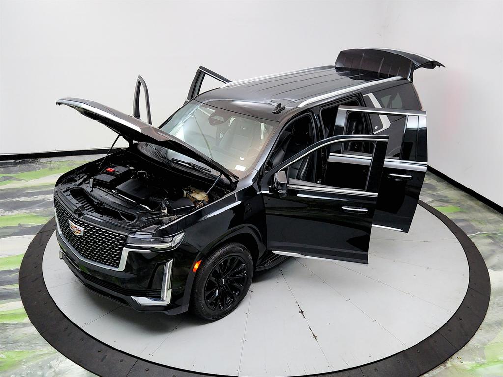 2022 Cadillac Escalade - $43,250