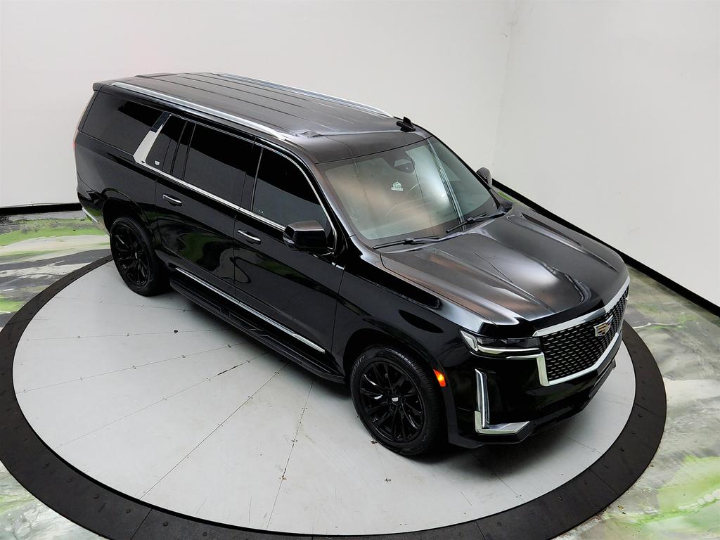 2022 Cadillac Escalade - $43,250