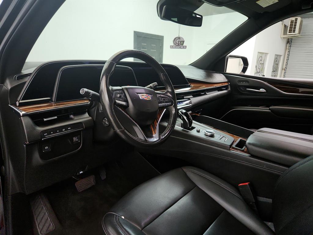 2022 Cadillac Escalade - $43,250