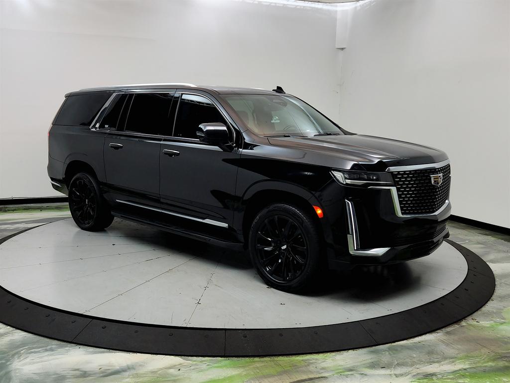 2022 Cadillac Escalade - $43,250
