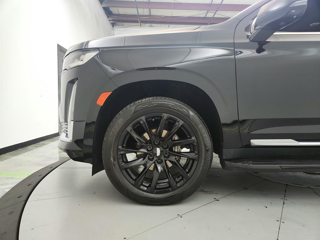 2022 Cadillac Escalade - $43,250