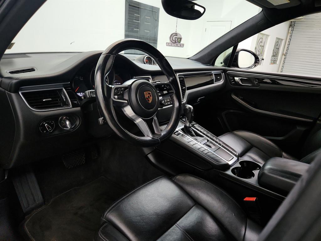2017 Porsche Macan - $18,550