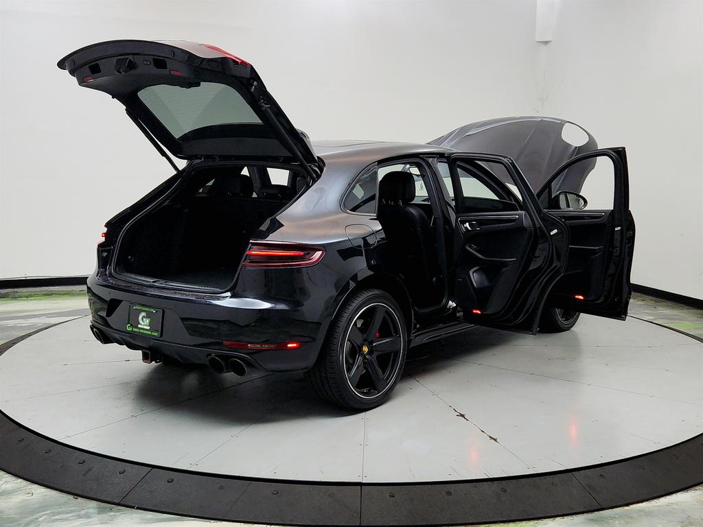 2017 Porsche Macan - $18,550