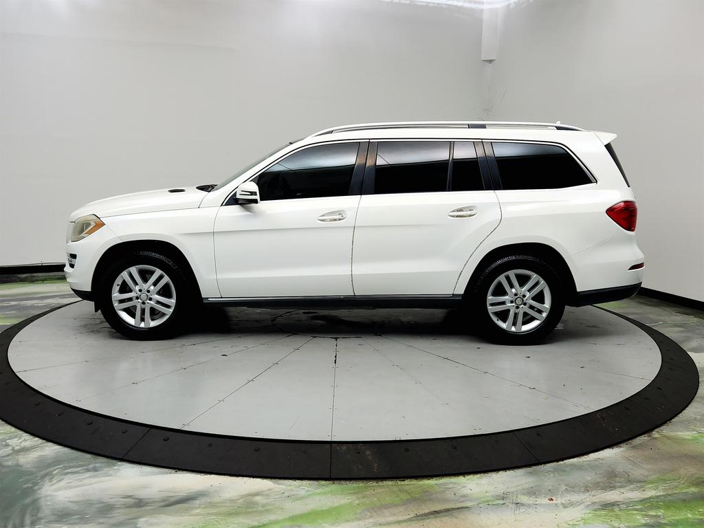 2016 Mercedes-Benz GL-Class - $10,350