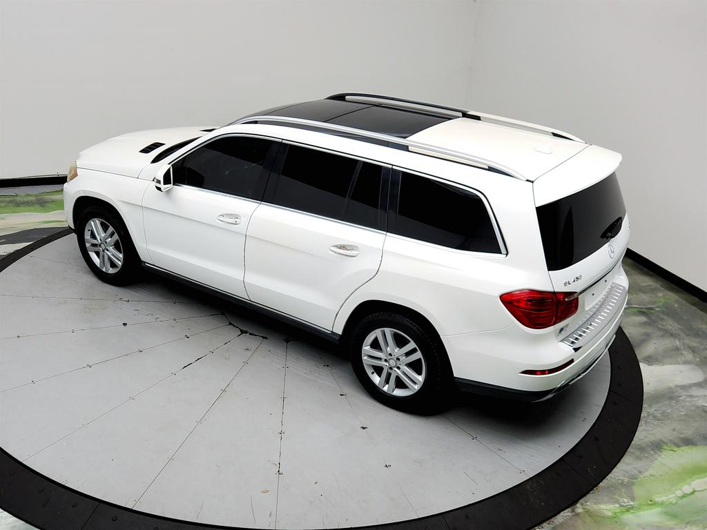 2016 Mercedes-Benz GL-Class - $10,350