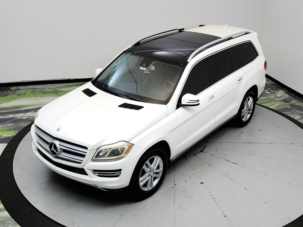 2016 Mercedes-Benz GL-Class - $10,350
