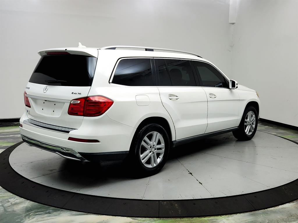 2016 Mercedes-Benz GL-Class - $10,350