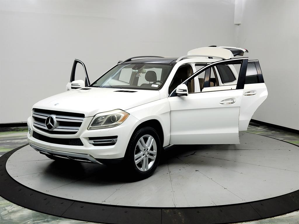 2016 Mercedes-Benz GL-Class - $10,350