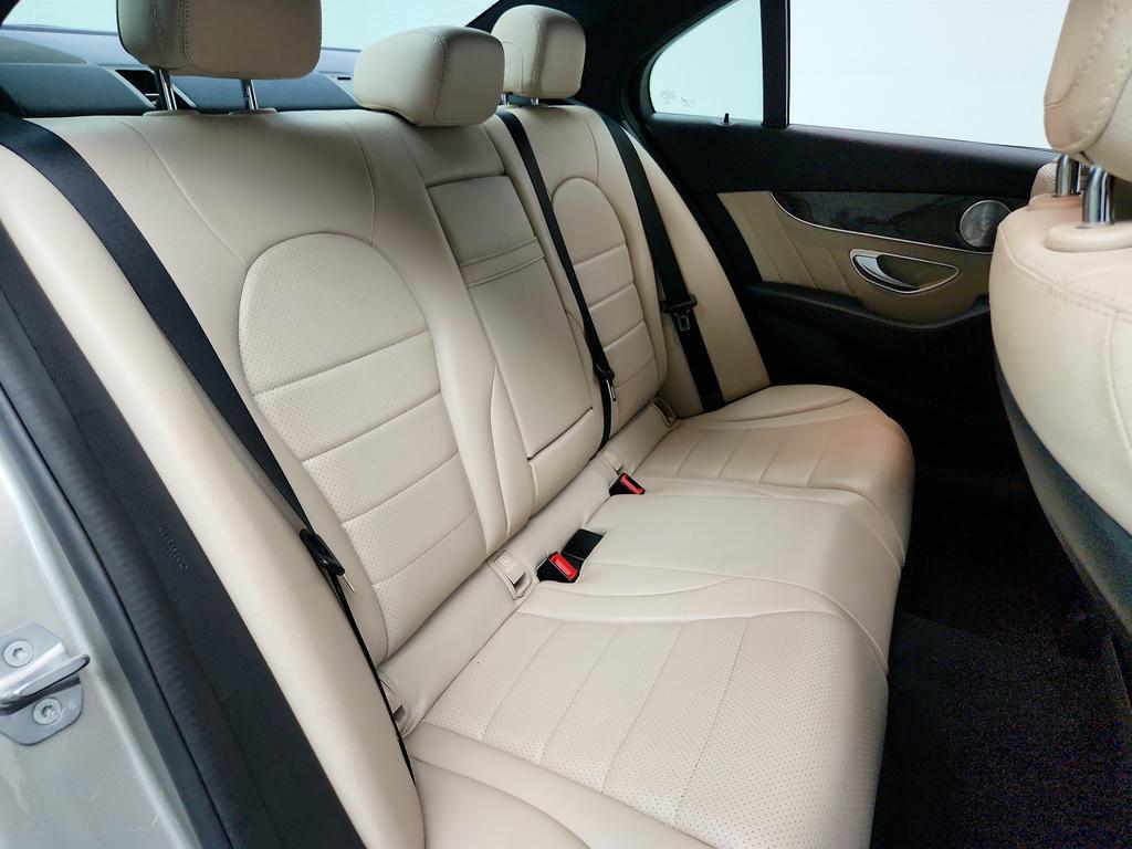 2019 Mercedes-Benz C-Class - $16,250
