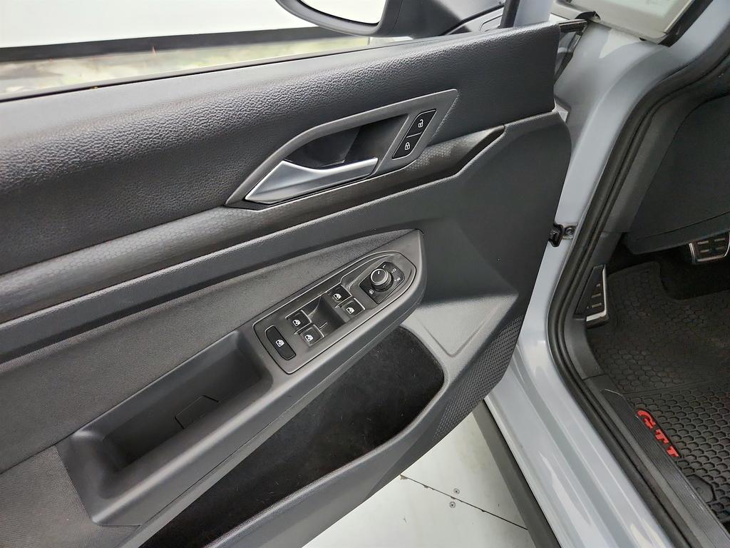 2022 Volkswagen Golf - $17,445