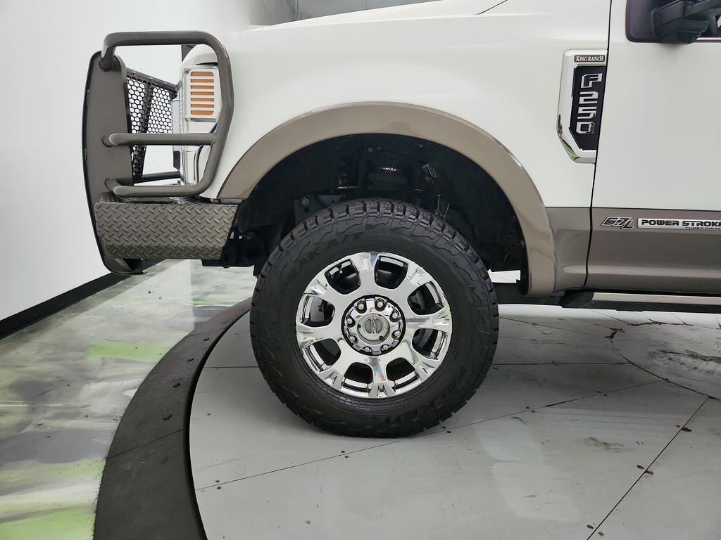 2020 Ford F-250 - $44,650