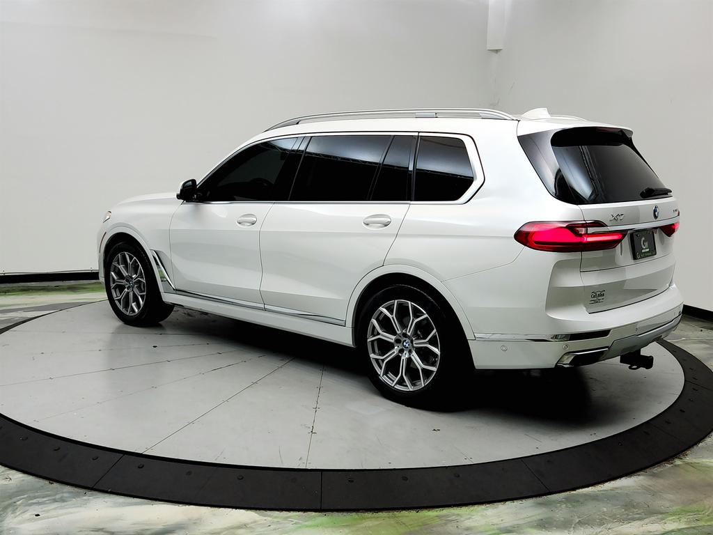 2021 BMW X7 - $29,650