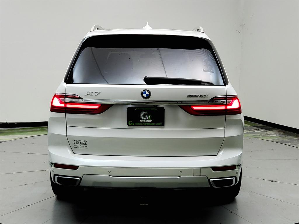 2021 BMW X7 - $29,650