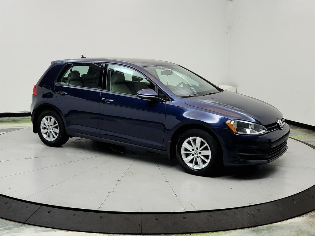 2015 Volkswagen Golf - $5,250